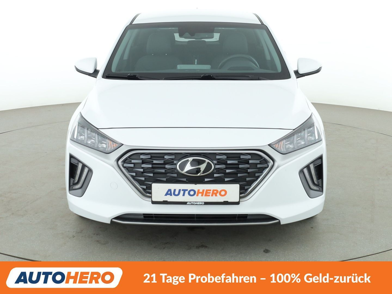 Hyundai IONIQ 1.6 Plug-in Hybrid Style Aut.*NAVI*LED*ACC*CAM*PDC — photo 9