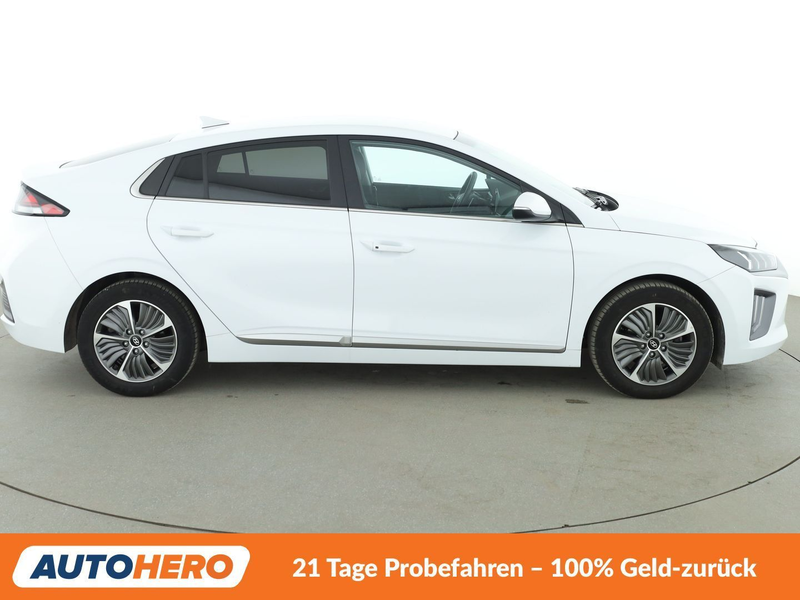 Hyundai IONIQ 1.6 Plug-in Hybrid Style Aut.*NAVI*LED*ACC*CAM*PDC — photo 7