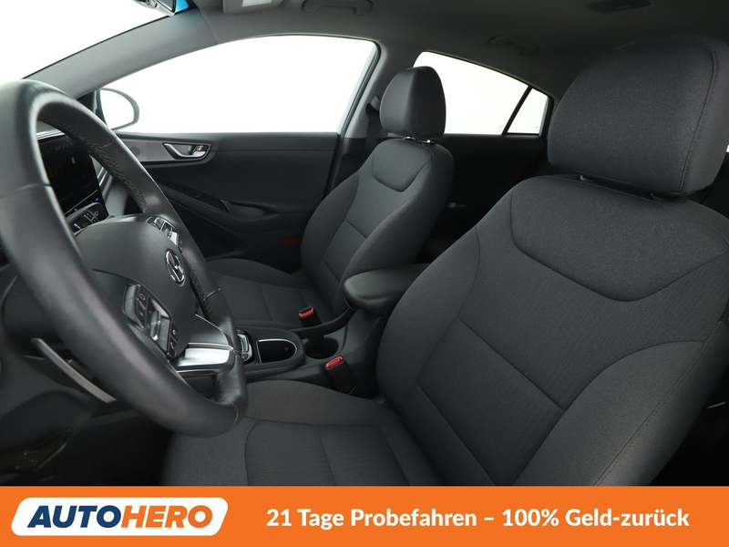 Hyundai IONIQ 1.6 Plug-in Hybrid Style Aut.*NAVI*LED*ACC*CAM*PDC — photo 10