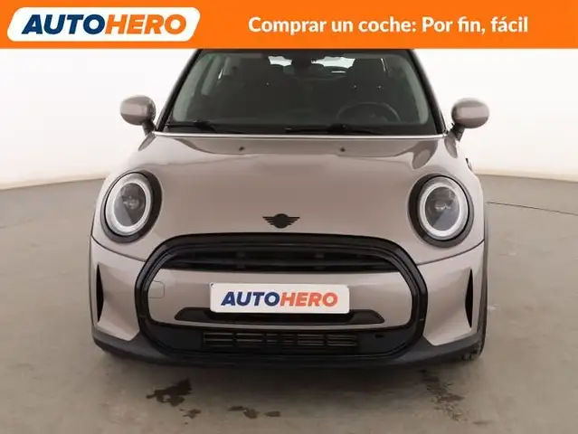 Mini Cooper Cooper view 9