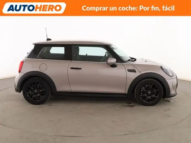 Mini Hatch view 7