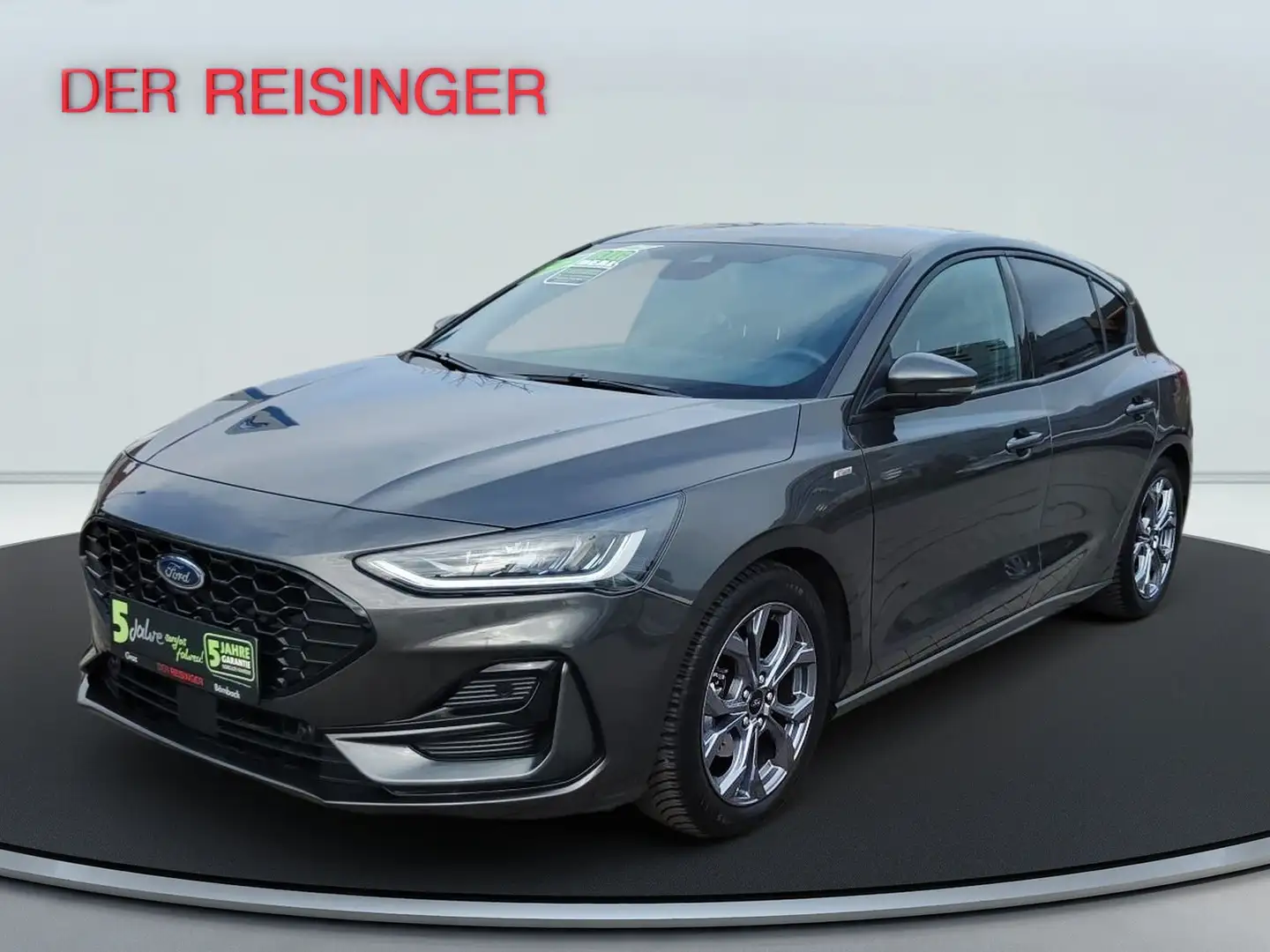 Ford Focus ST-Line Grau - 2
