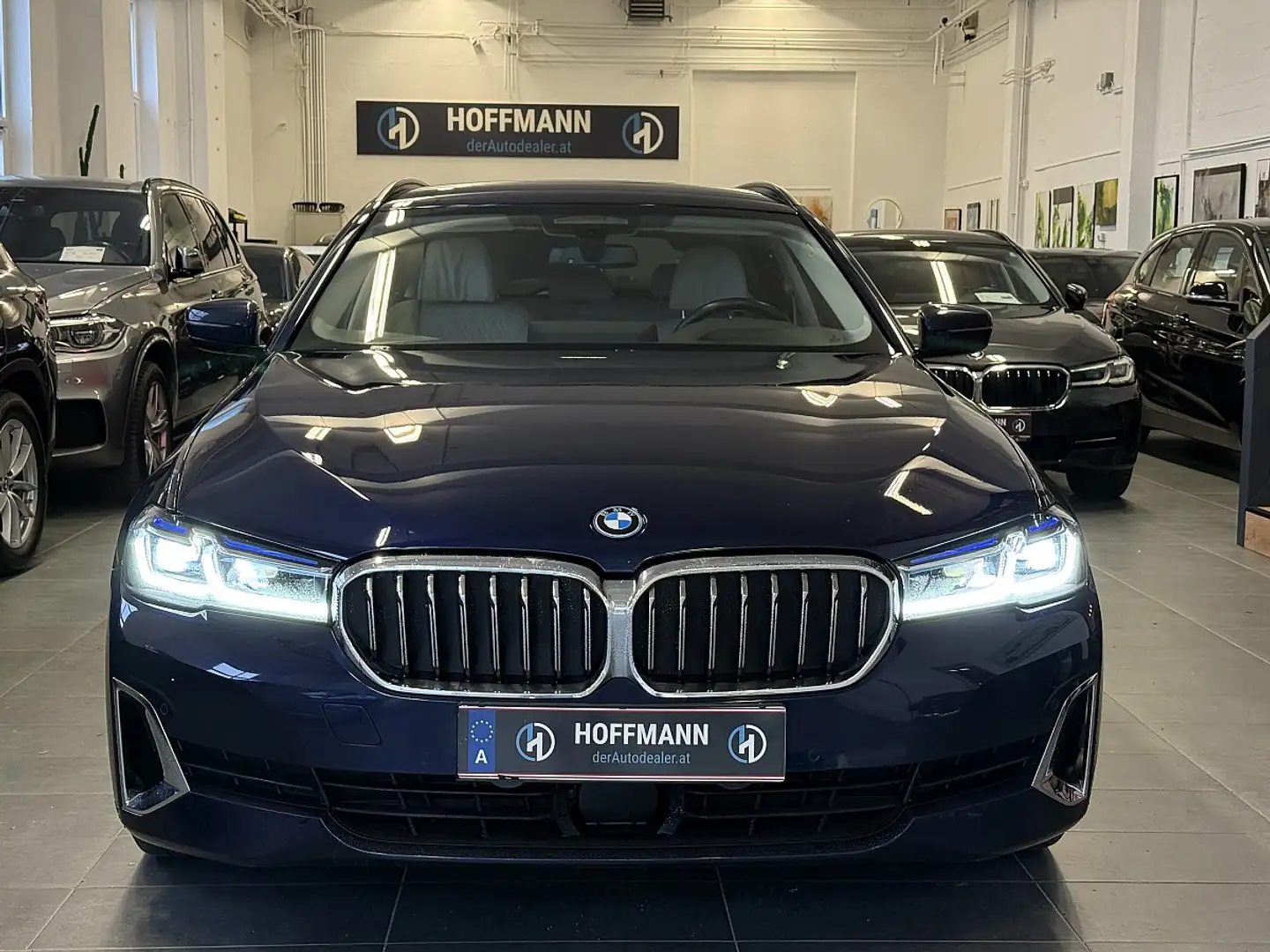 BMW 530 e xDrive Touring Aut. Blau - 2
