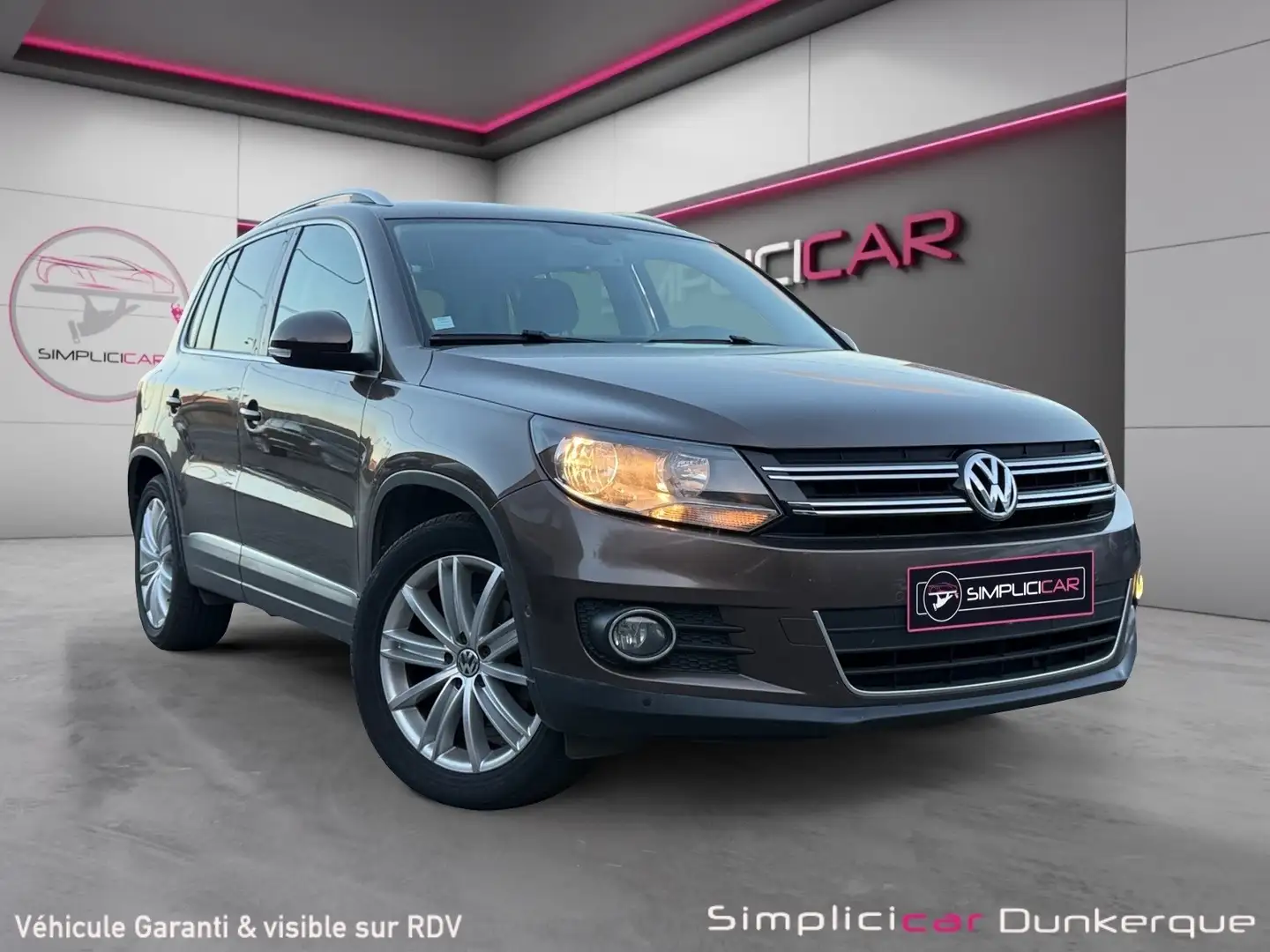 Volkswagen Tiguan Tiguan 2.0 TDI 110 FAP BlueMotion Technology Série Spéciale Match Brun - 1