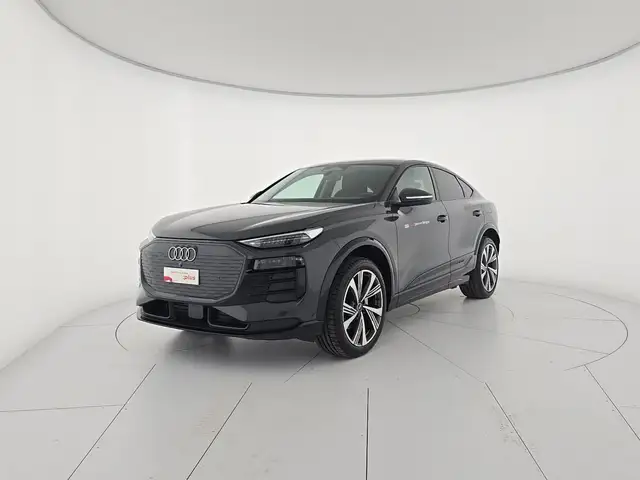 Audi Q6 e-tron Q6 SPB e-tron Business Advanced