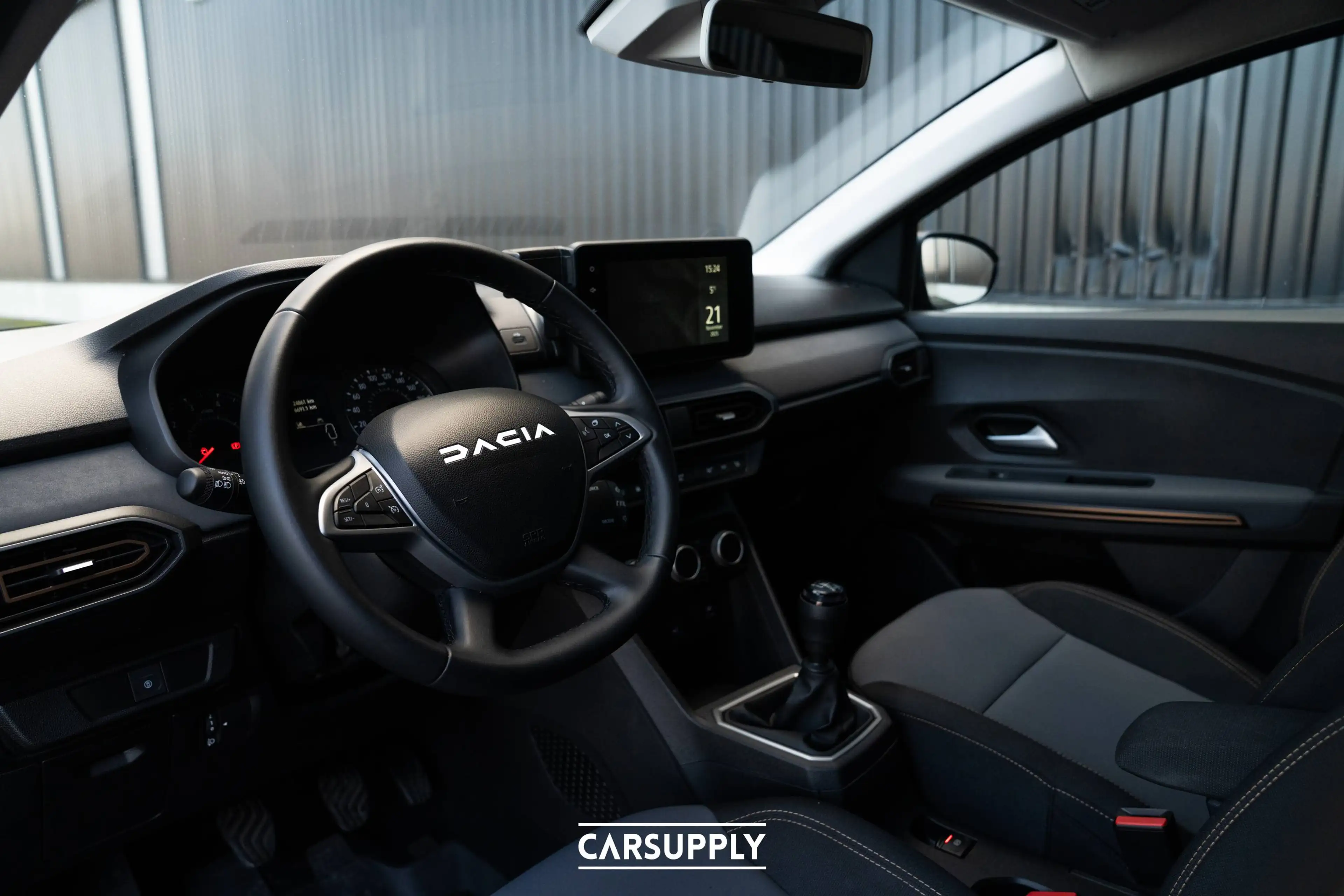 Dacia Jogger TCe 110 7 seats Extreme+ - Camera - Carplay - LED — photo 13