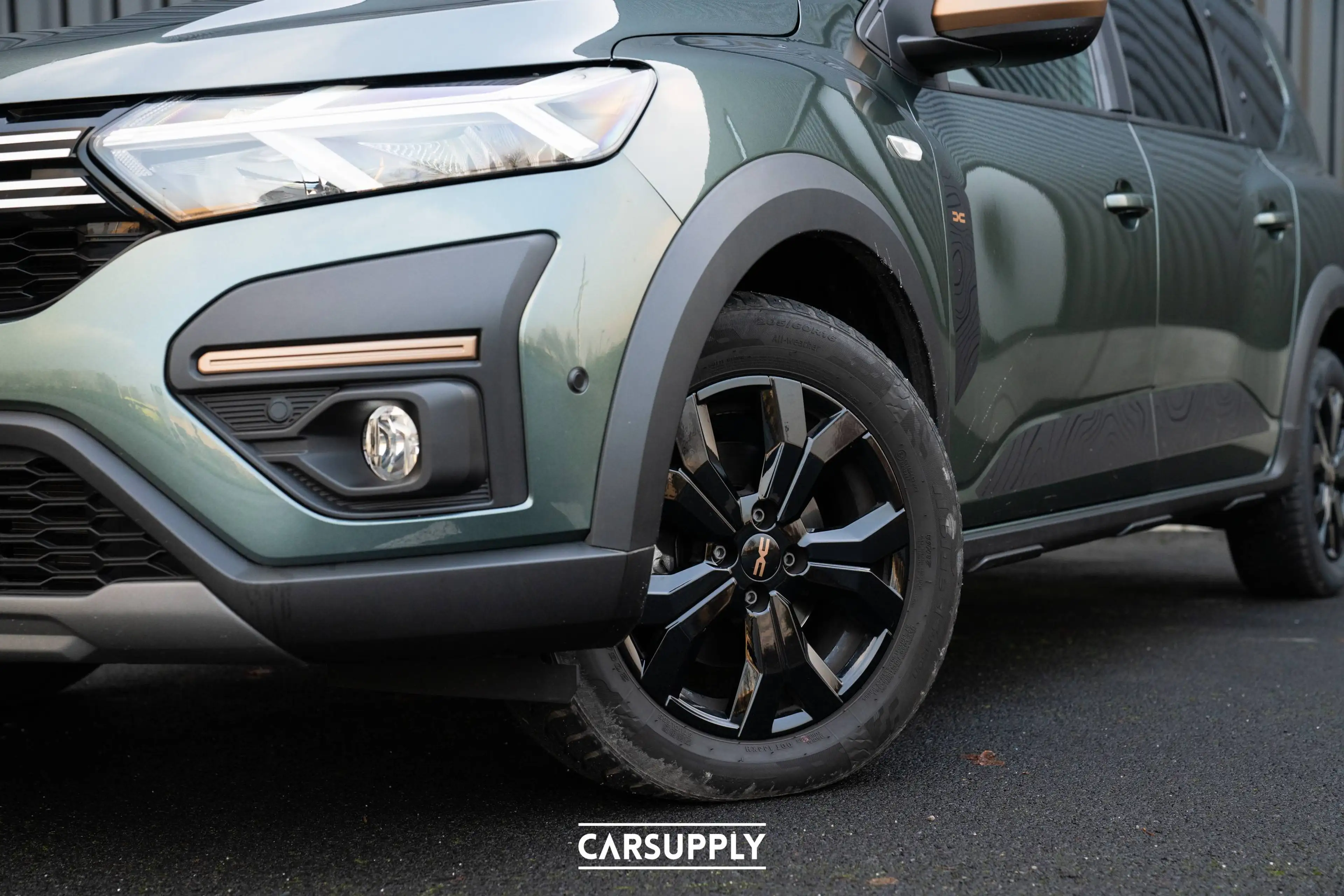 Dacia Jogger TCe 110 7 seats Extreme+ - Camera - Carplay - LED — photo 8