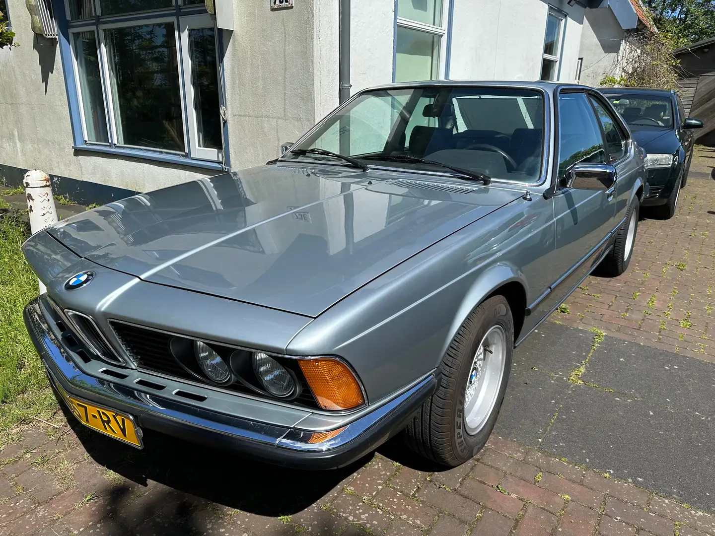 BMW 633 633 CSi Silber - 1