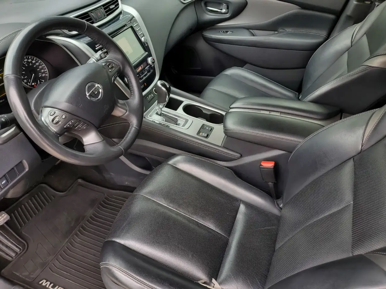 Nissan Murano снимка Nissan Murano