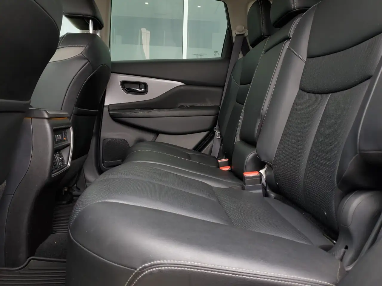 Nissan Murano снимка Nissan Murano