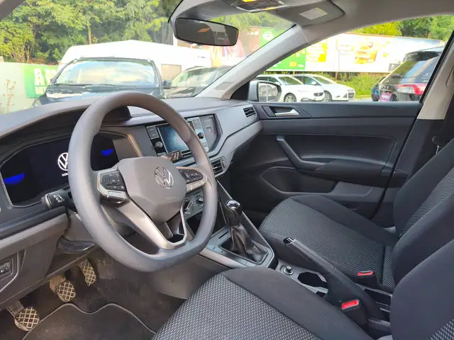 Volkswagen Polo view 7