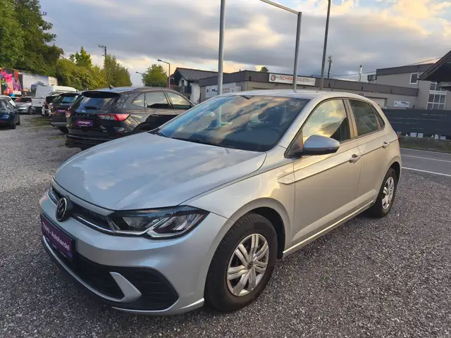 Volkswagen Polo view 6