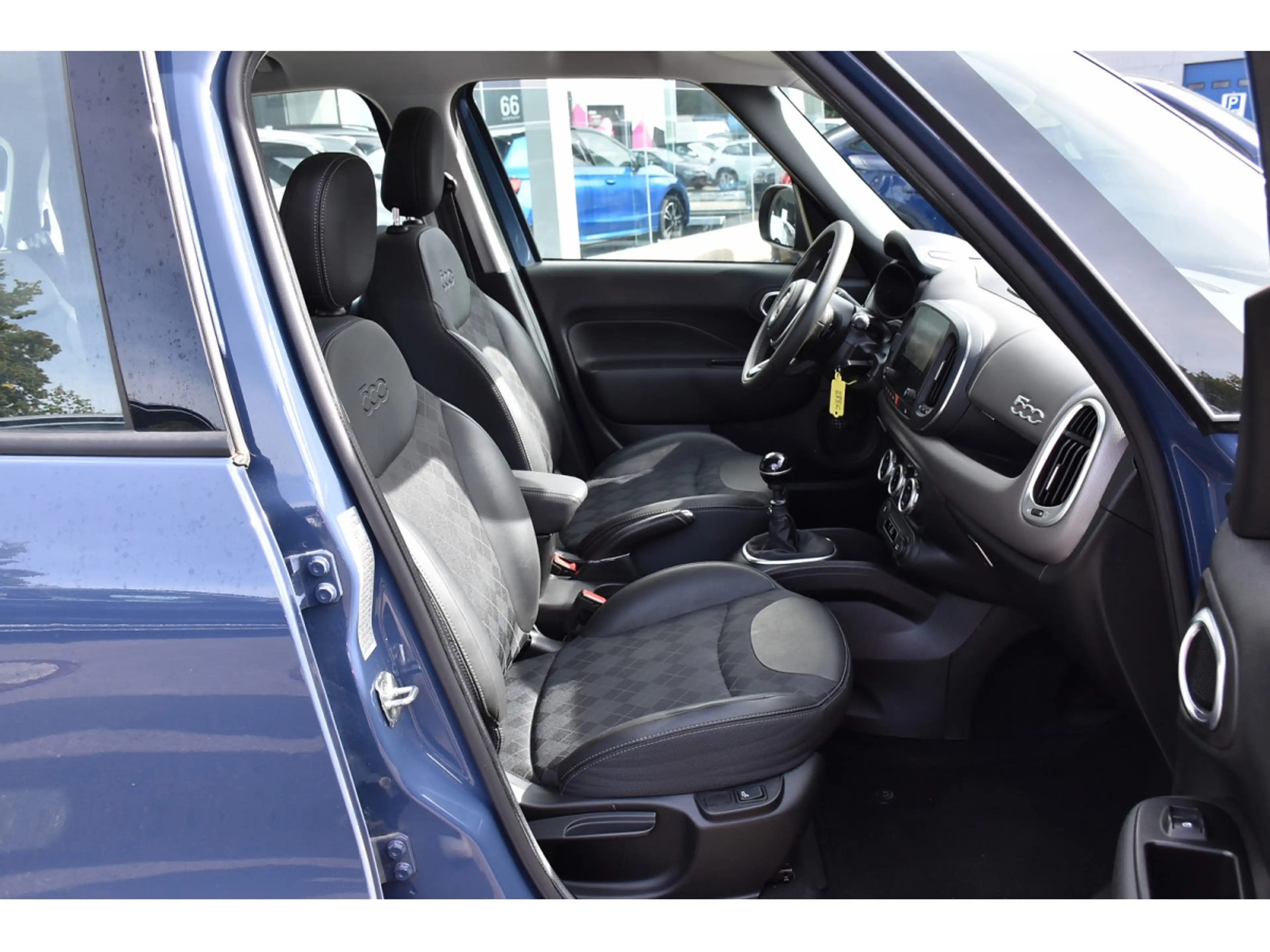 Fiat 500L 1.4 T Lounge CLIMA REGUL GPS PDC 1° MAIN — photo 7