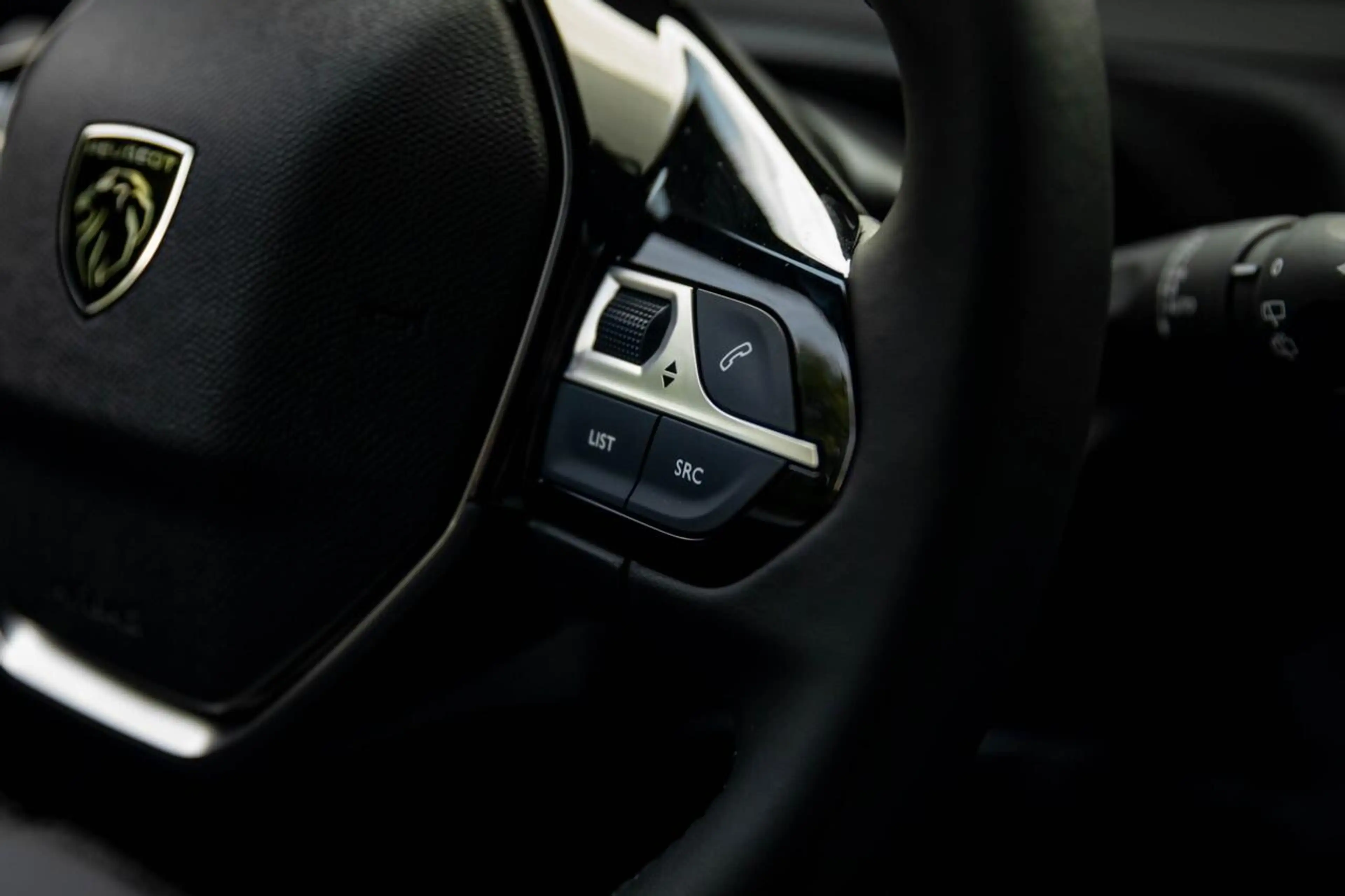 Peugeot 2008 Nieuw! | NP. 34.996 EUR I Vision & Drive Assist... — photo 14