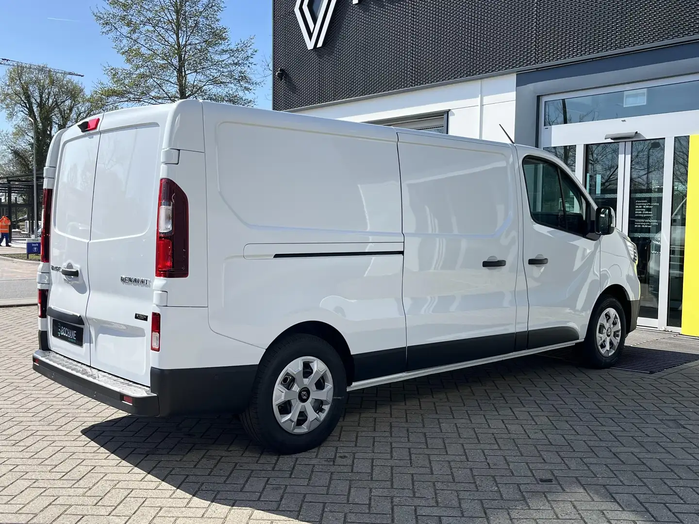 Renault Trafic E-Tech GB L2H1 T29 E-Tech electric advance | Nieuw - 2