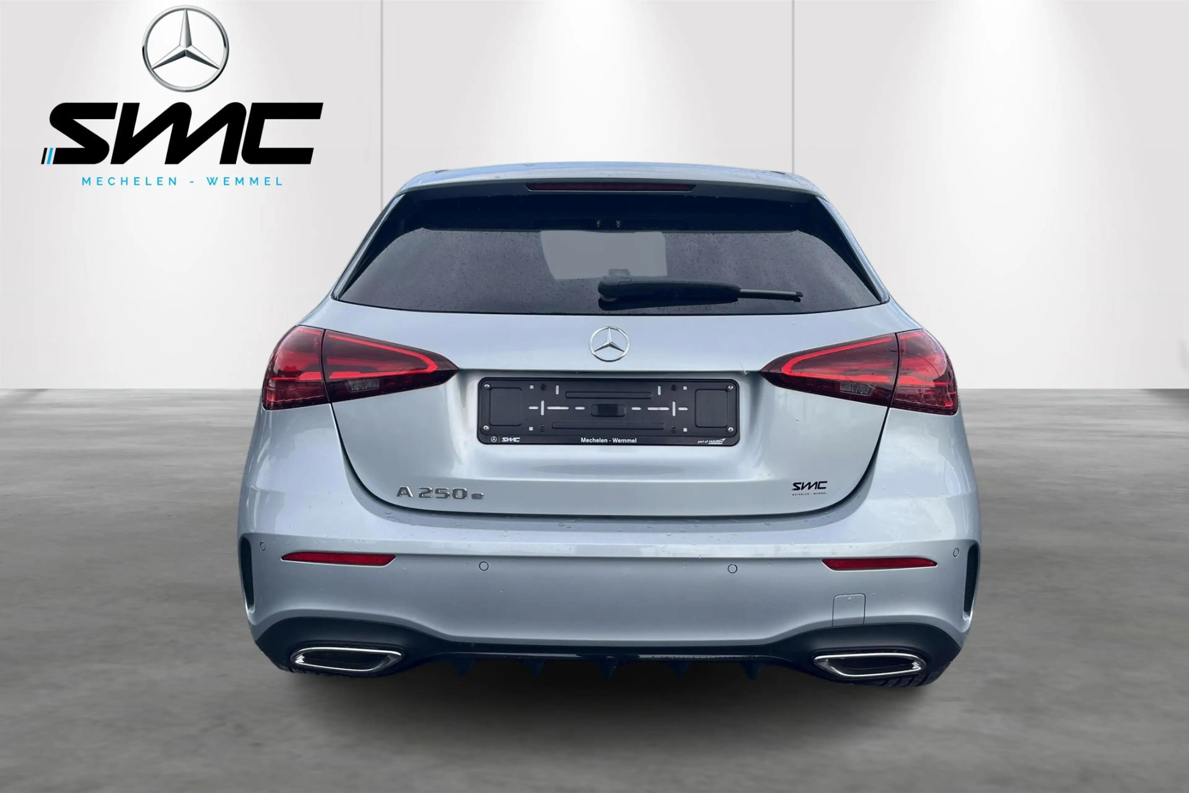 Mercedes-Benz A 250 A e AMG Line — photo 10