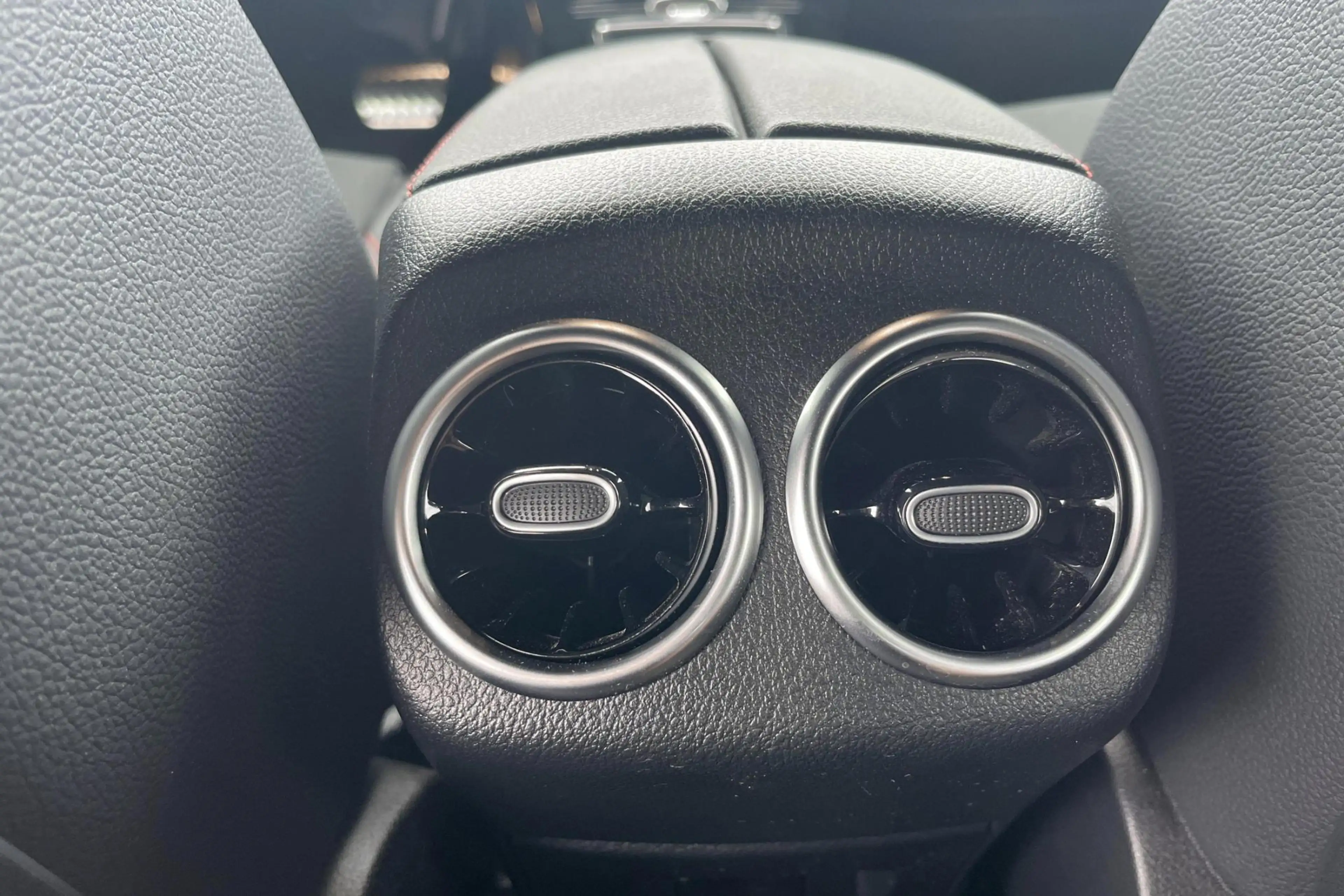 Mercedes-Benz A 250 A e AMG Line — photo 14