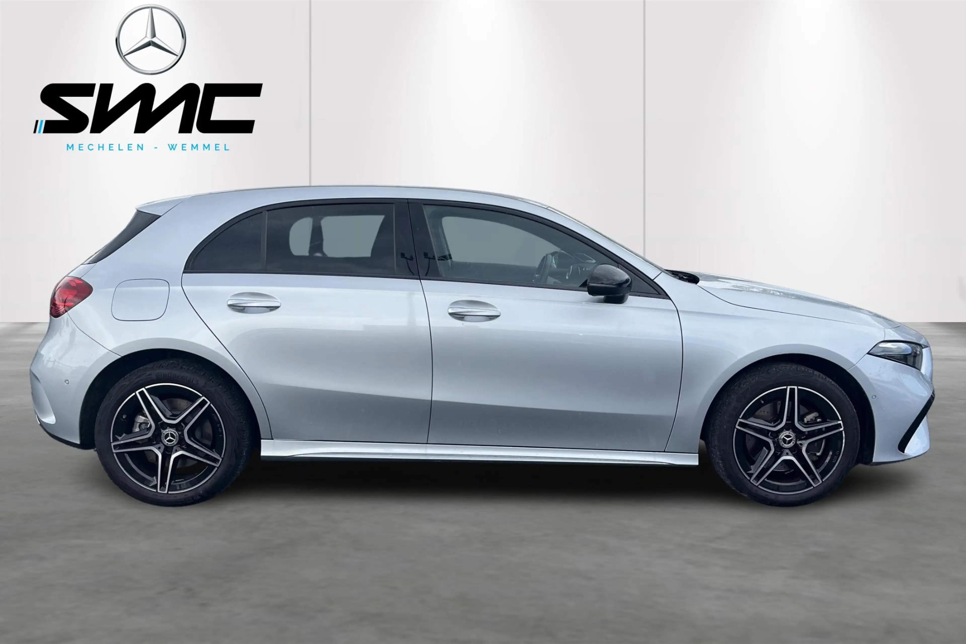 Mercedes-Benz A 250 A e AMG Line — photo 3
