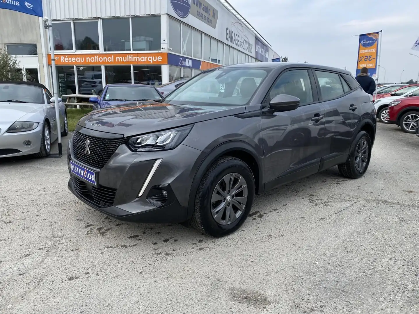 Peugeot 2008 1.2i 12V - 100 - Active Pack Gris - 1
