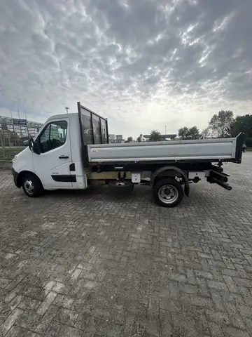 Renault Alaskan ribaltabile trilaterale