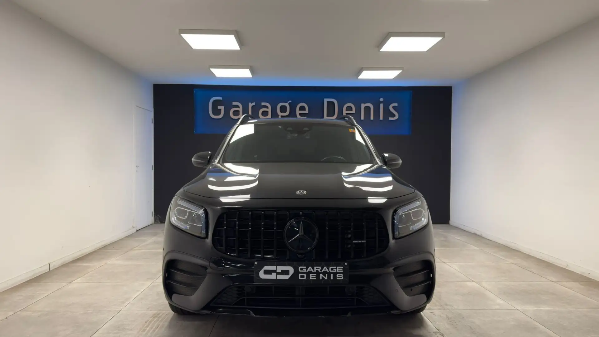 Mercedes-Benz GLB 180 GLB 180 d PACK AMG*GPS+CAMERA*LED*CUIR*GARANTIE* Zwart - 2