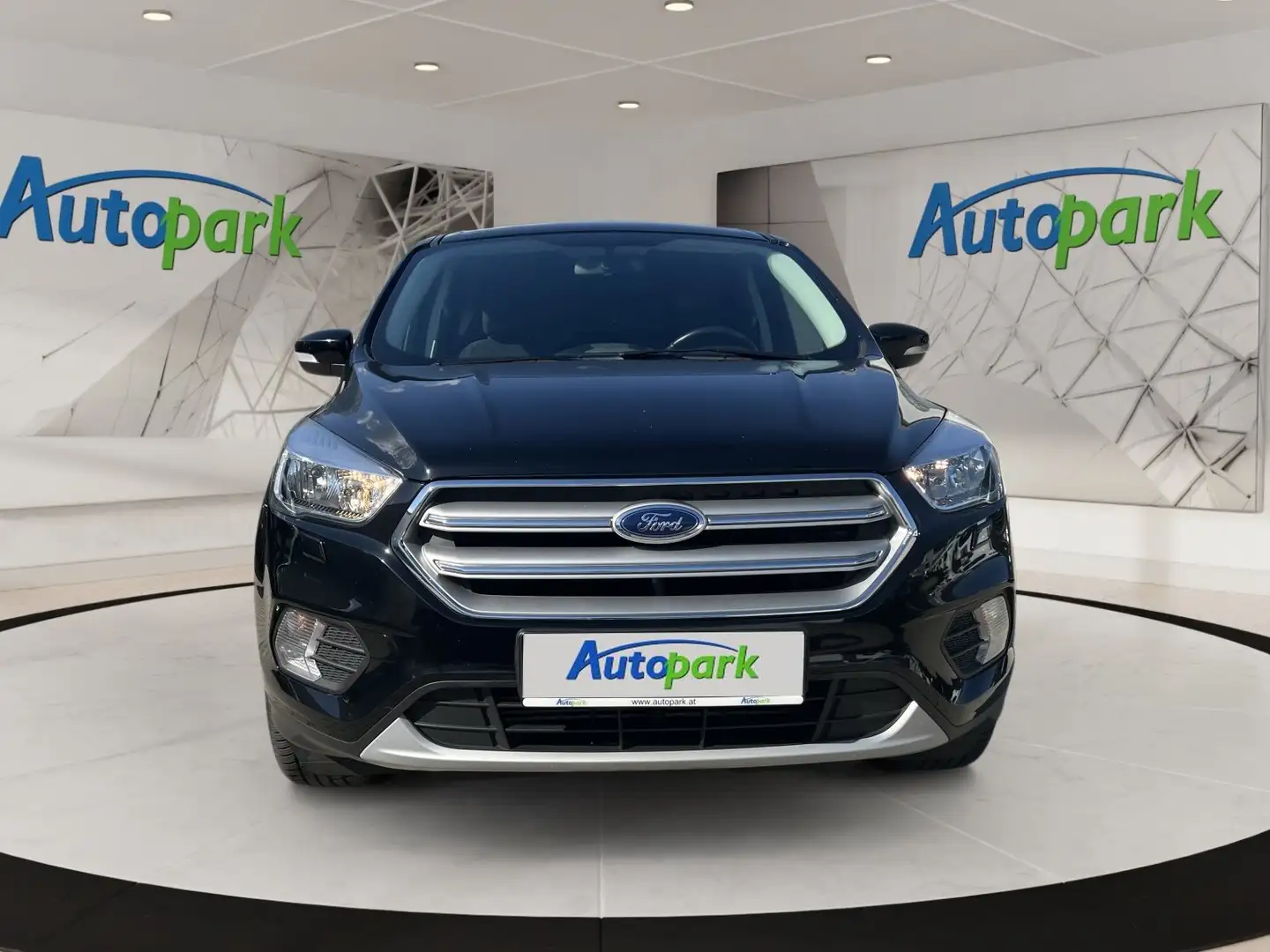 Ford Kuga TREND 2.0L TDCI 150 PS  AWD Schwarz - 2