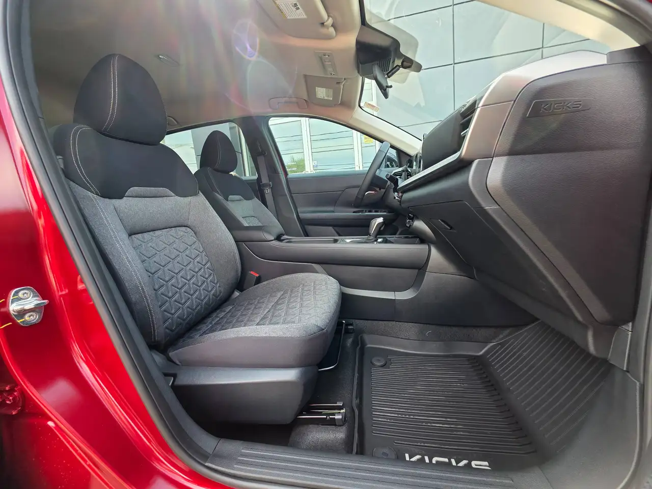 Nissan Kicks снимка Nissan Kicks