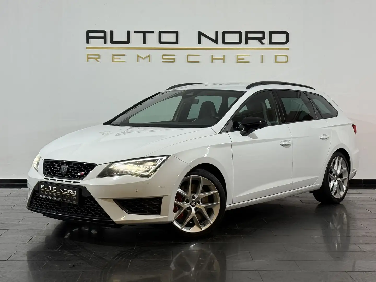 SEAT Leon Cupra 290 ST*Schale*ACC*Navi*LED*Scheckheft Weiß - 1