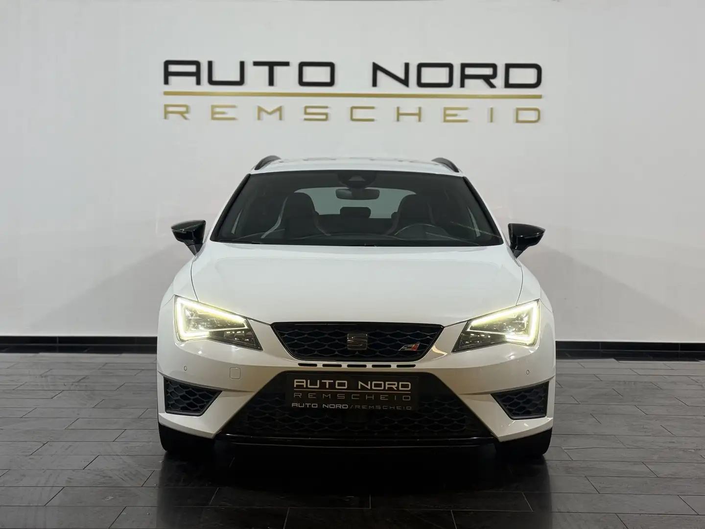 SEAT Leon Cupra 290 ST*Schale*ACC*Navi*LED*Scheckheft Weiß - 2