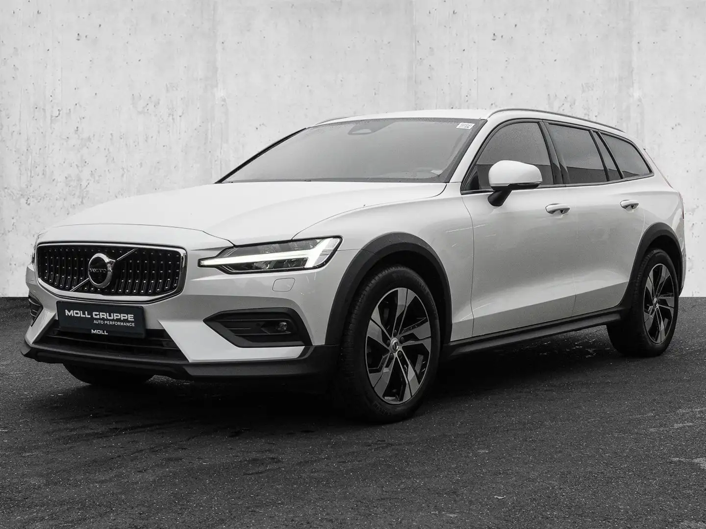 Volvo V60 V 60 Cross Country B4 AWD Plus 4xSHZ LED Weiß - 2
