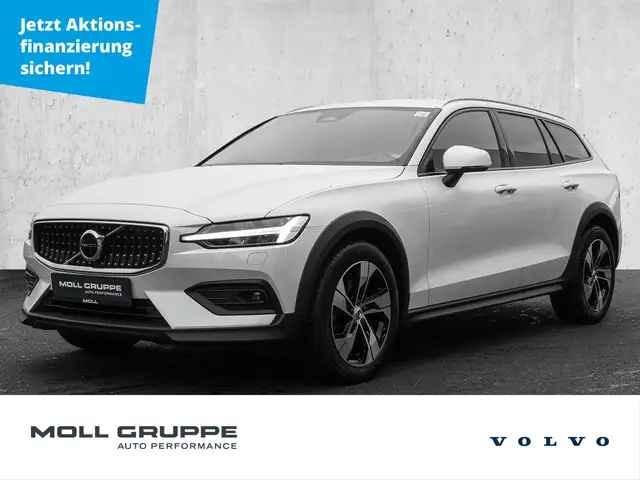 Volvo V60 V 60 Cross Country B4 AWD Plus 4xSHZ LED