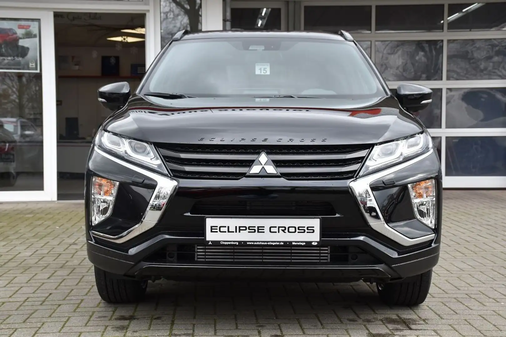 Mitsubishi Eclipse Cross Connect 1.5 T 2WD CVT AHK Schwarz - 2