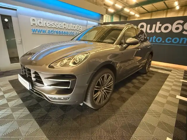 Porsche Macan TURBO 3.6 V6 400 ch PDK