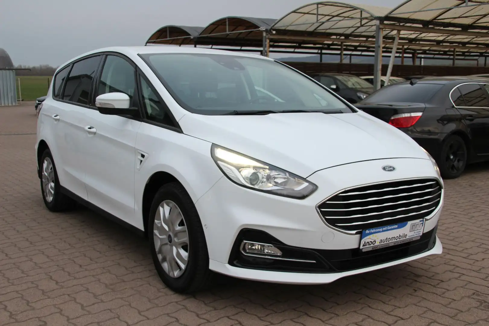 Ford S-Max S-MAX 1.5 Trend Klimaauto./SHZ/PDC/AHK/1HAND White - 2