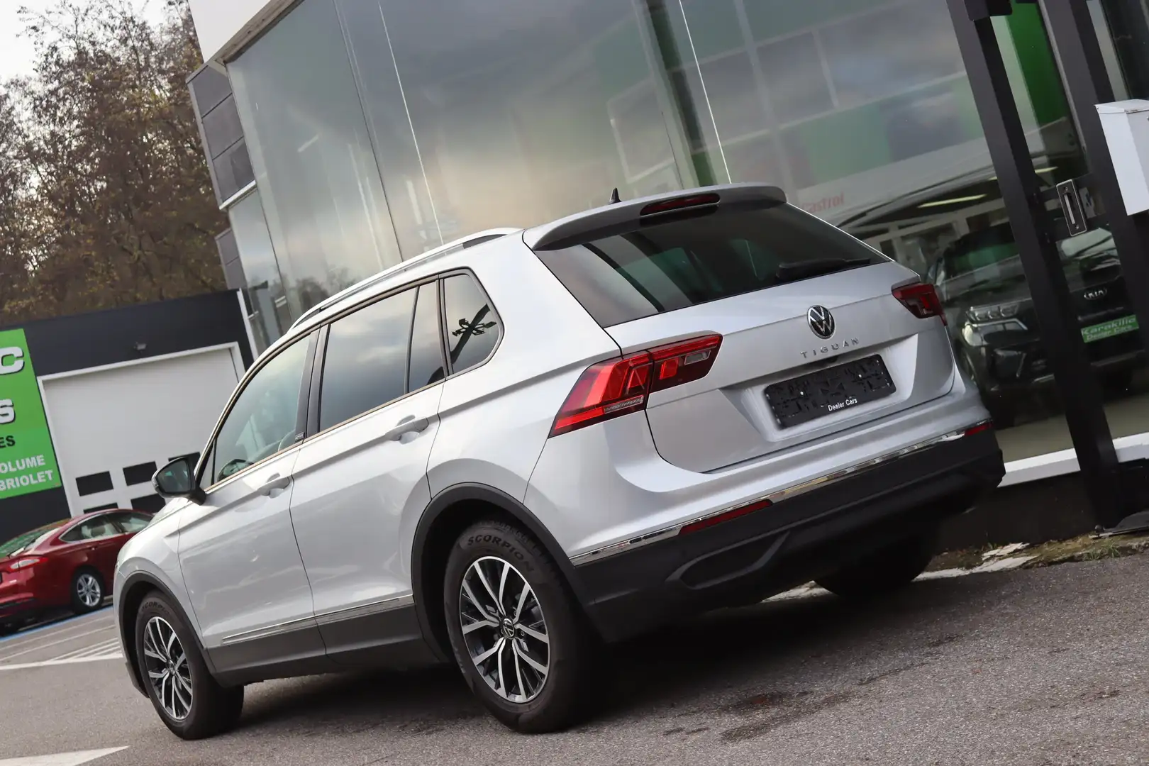 Volkswagen Tiguan 2.0TDi 122CV GPS CAMERA LED JANTES'17 ! 31.000KM ! Argent - 2