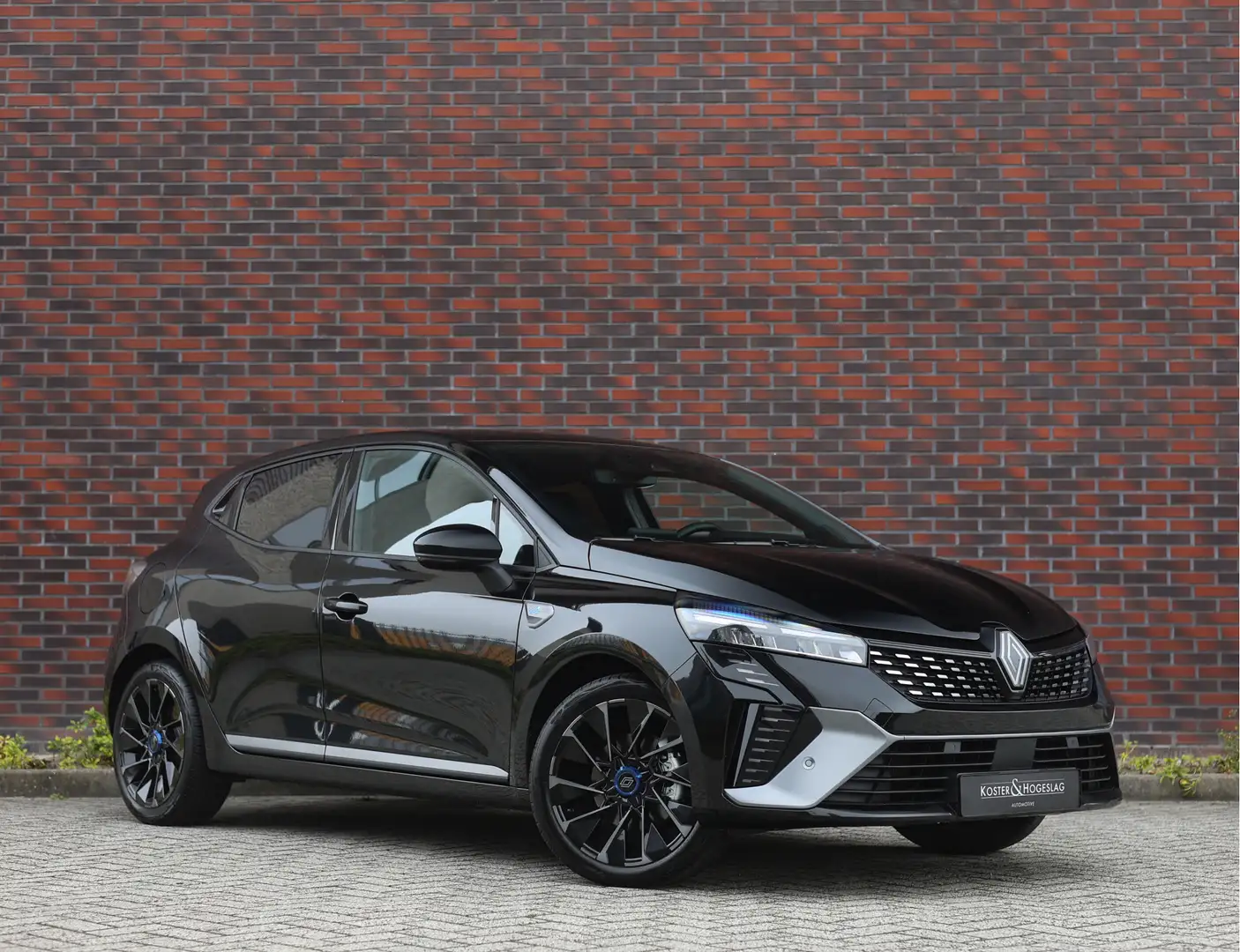 Renault Clio 1.6 E-Tech Full Hybrid 145 Esprit Alpine Schwarz - 1