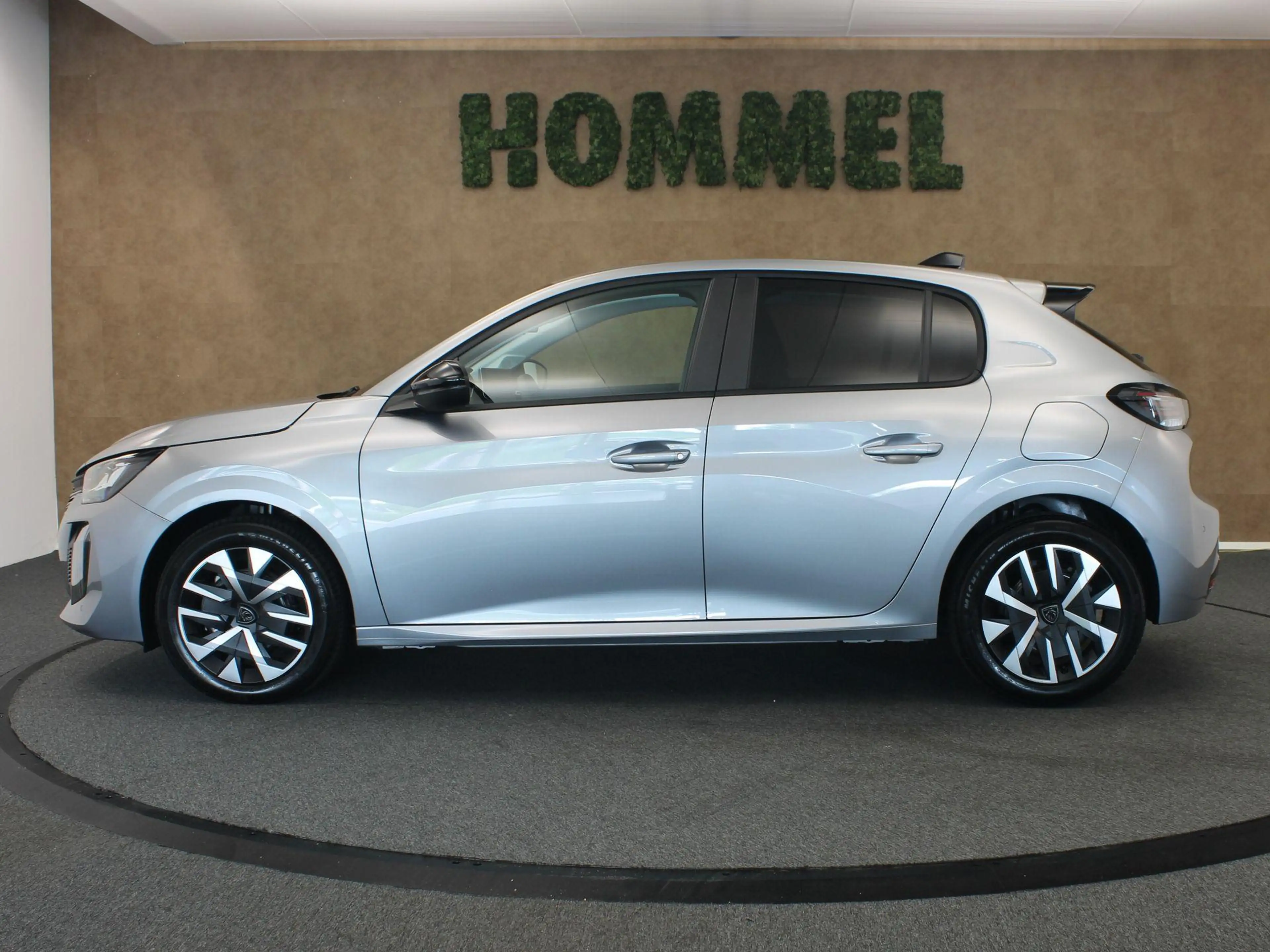 Peugeot 208 1.2 Hybrid 110 e-DCS6 Style - ORIGINEEL NEDERLANDS — photo 13