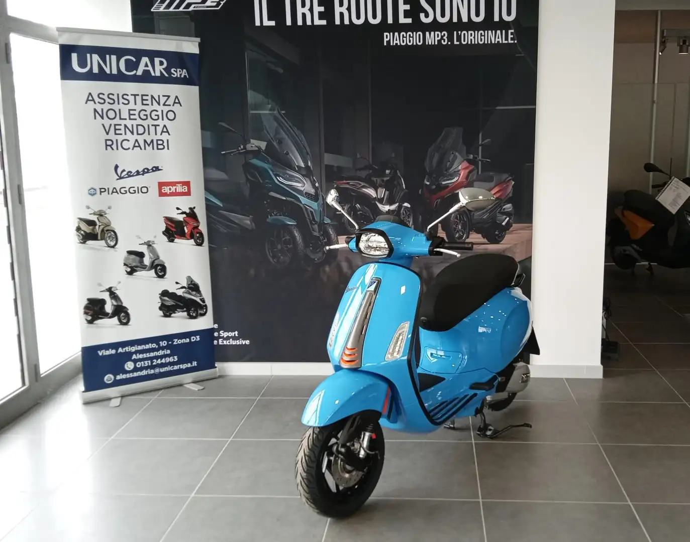 Vespa Sprint 125 i.e. S"i-get" EURO 5 +- NUOVO IN PRONTA CONSEGNA! Blau - 1