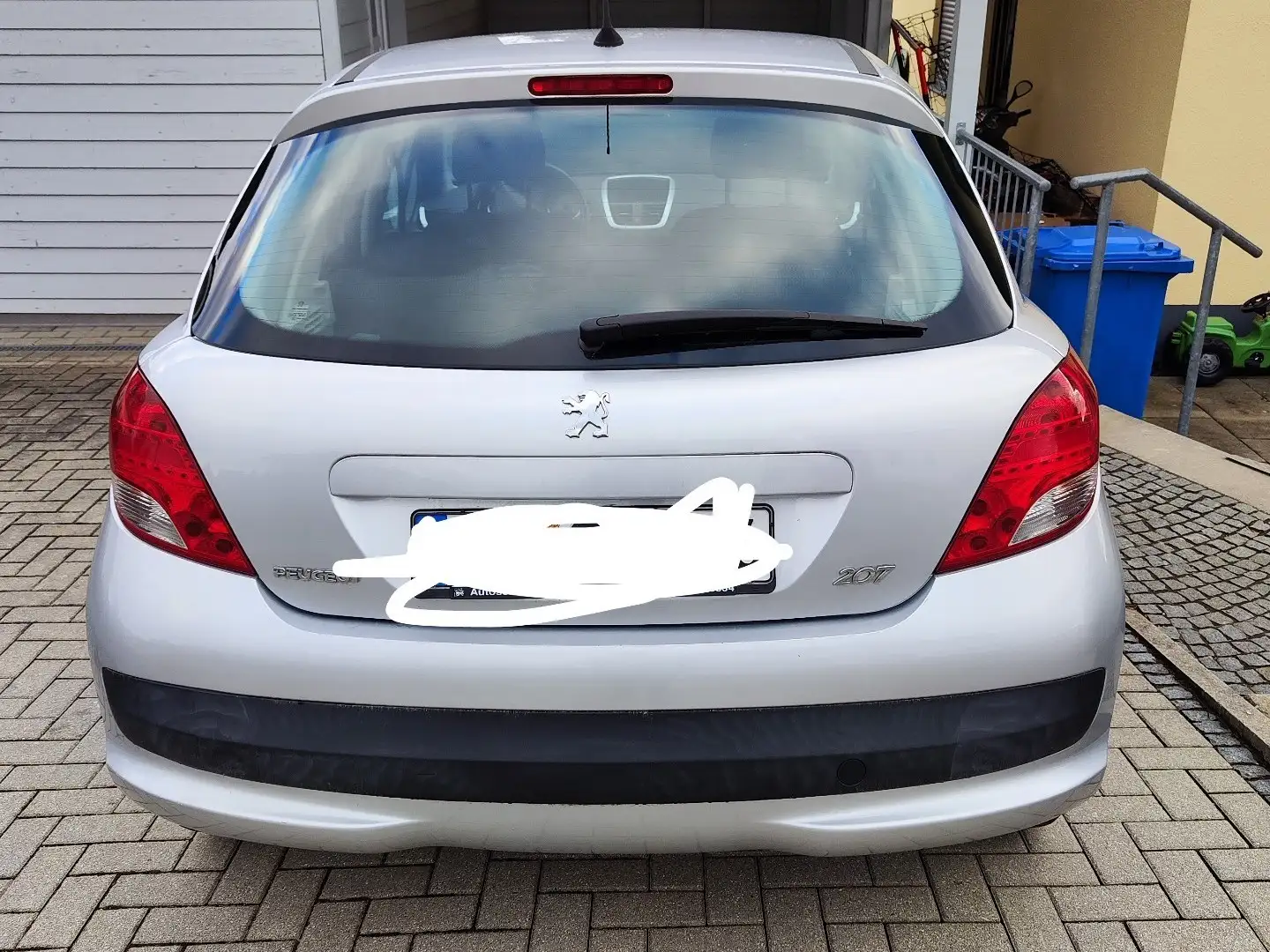 Peugeot 207 Tendance Grau - 2