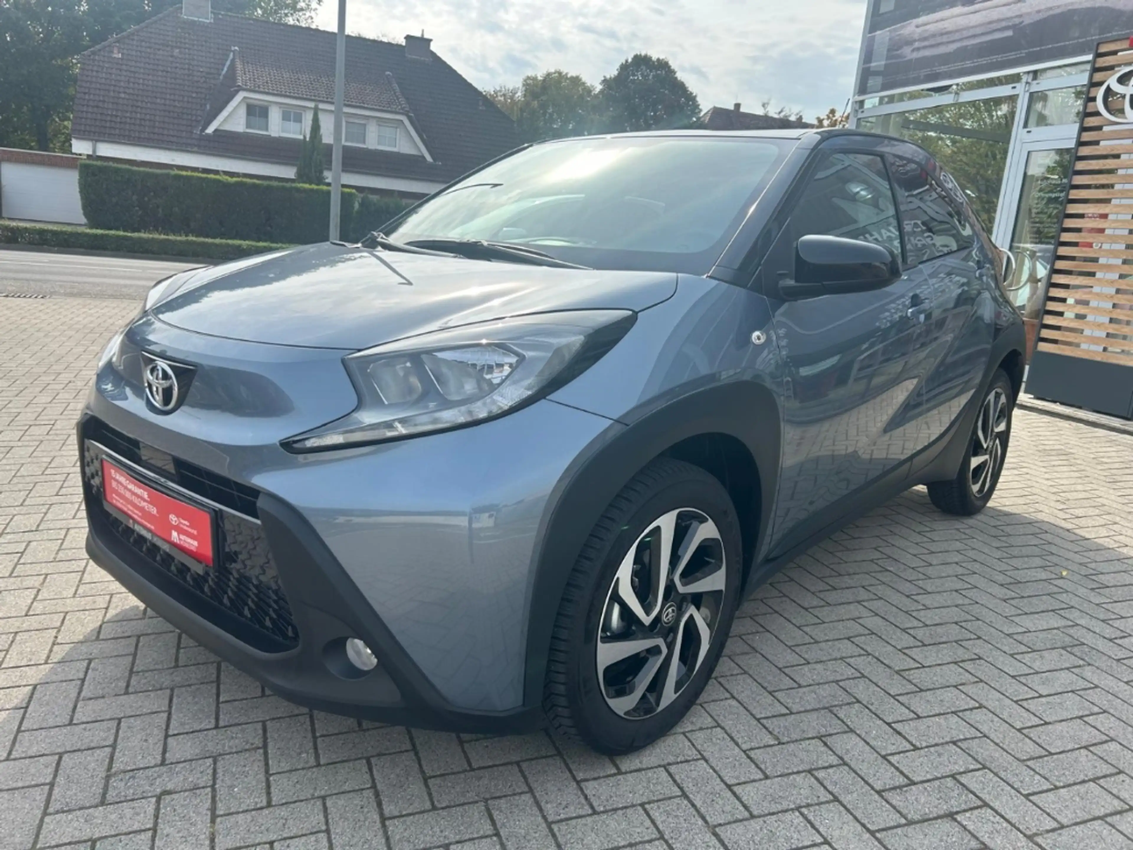 Toyota Aygo X 1,0l Teamplayer CVT ACC SHZ DAB Kamera Spurhalteas — photo 3
