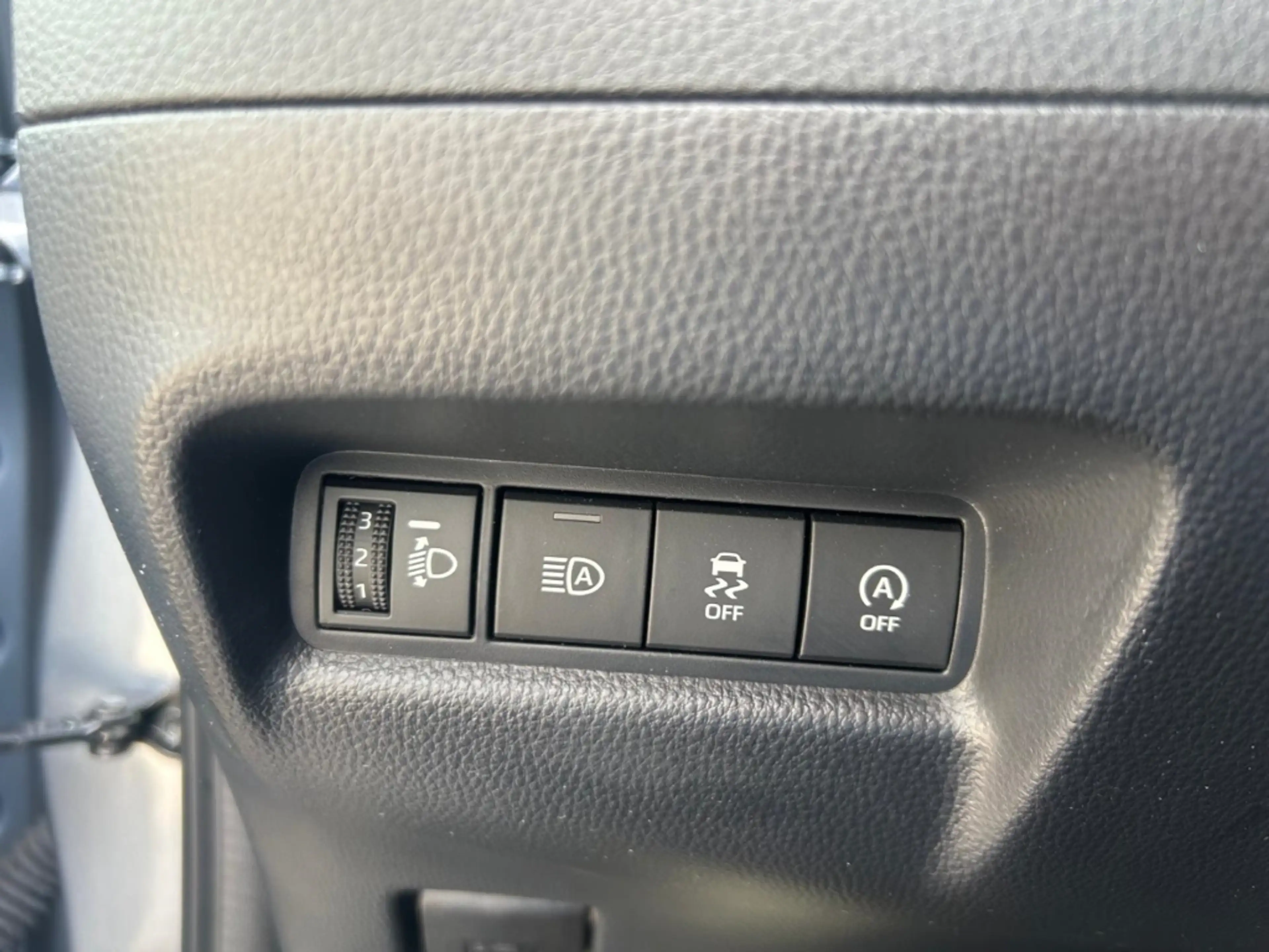 Toyota Aygo X 1,0l Teamplayer CVT ACC SHZ DAB Kamera Spurhalteas — photo 13