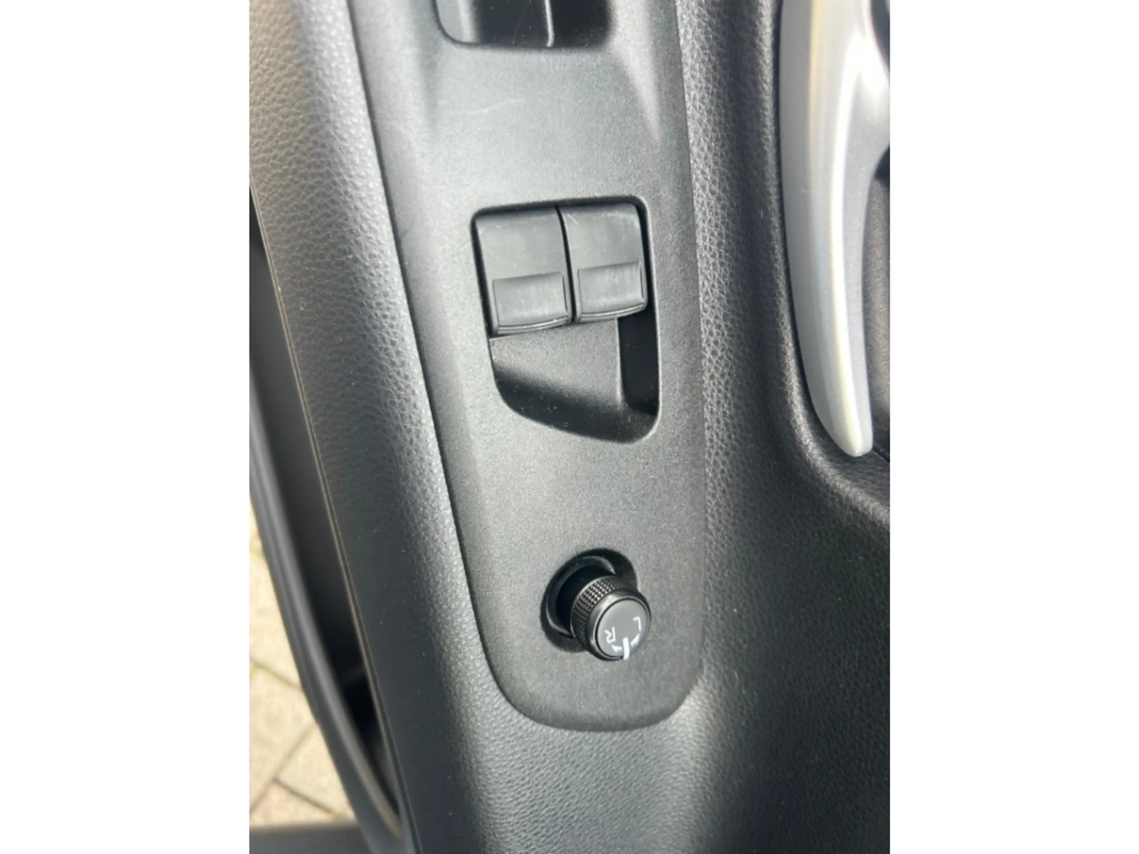 Toyota Aygo X 1,0l Teamplayer CVT ACC SHZ DAB Kamera Spurhalteas — photo 12