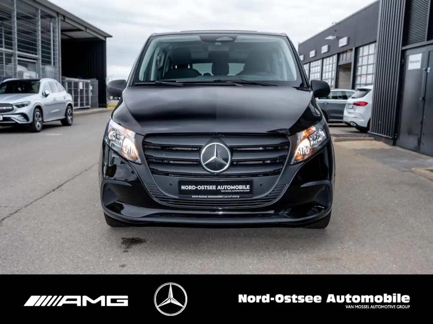 Mercedes-Benz Vito 116 Tourer  AHK2,5T KAM NAVI MBUX TEMPO Zwart - 2