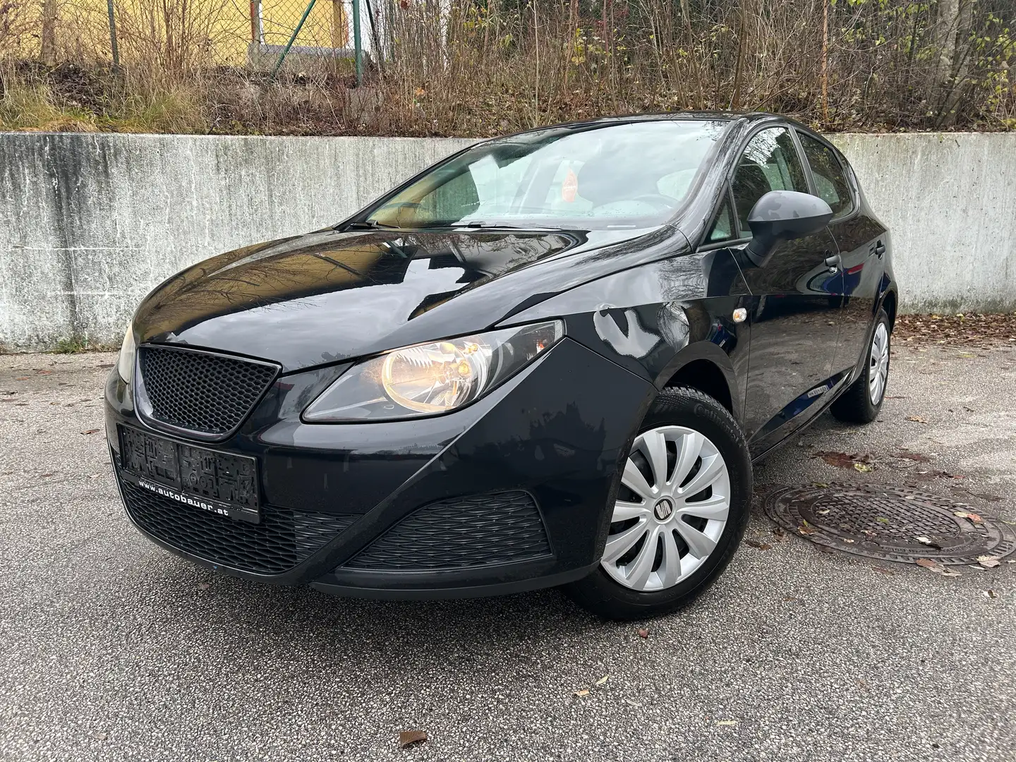 SEAT Ibiza Ibiza ST Style Ecomotive 1,2 TDI CR DPF Style Schwarz - 1