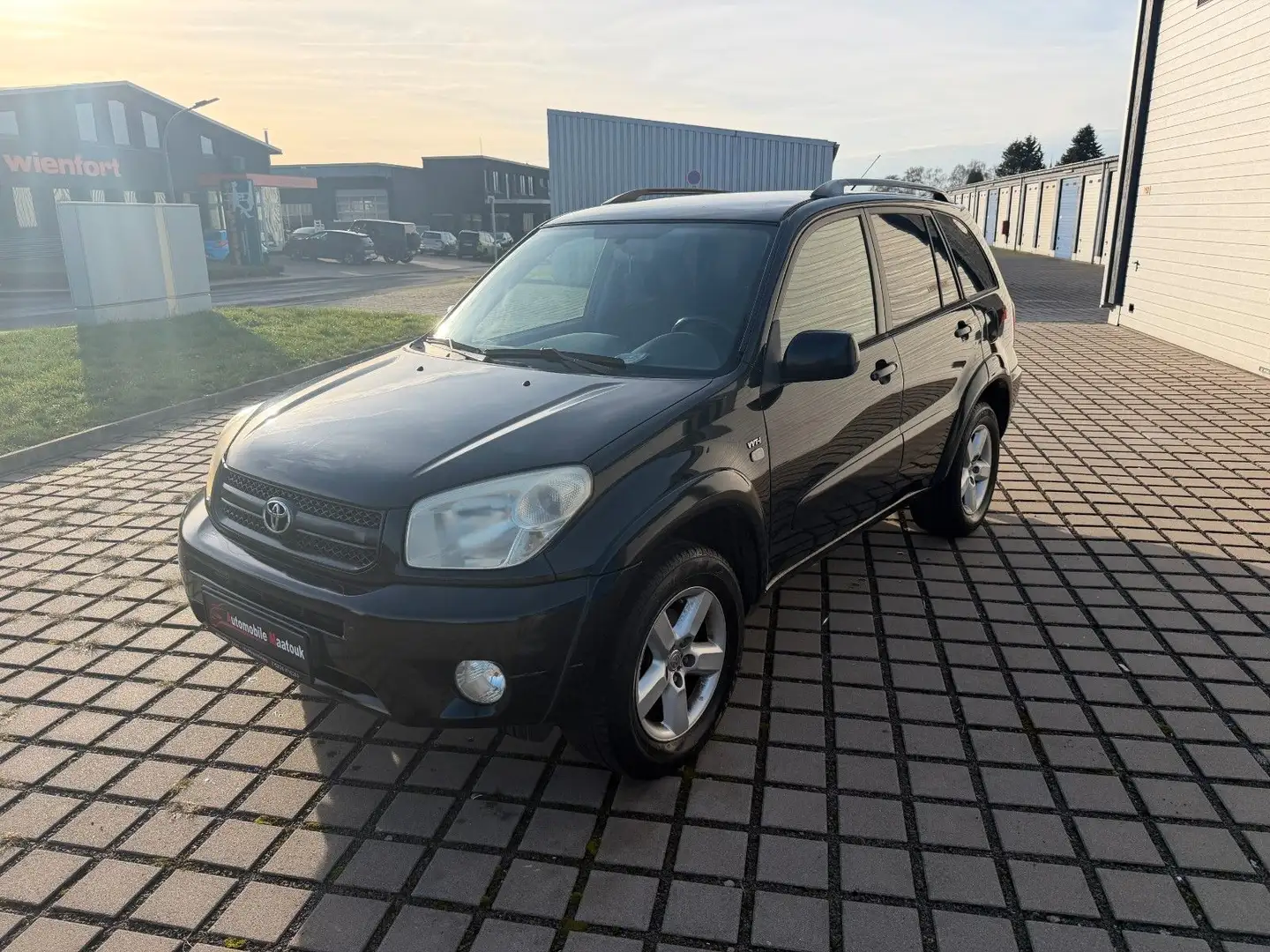 Toyota RAV 4 RAV4 2.0 Sol Schwarz - 2
