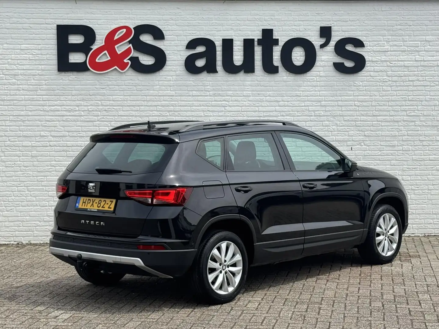 SEAT Ateca 1.5 TSI Style Automaat Trekhaak Navigatie Cruise C Schwarz - 2