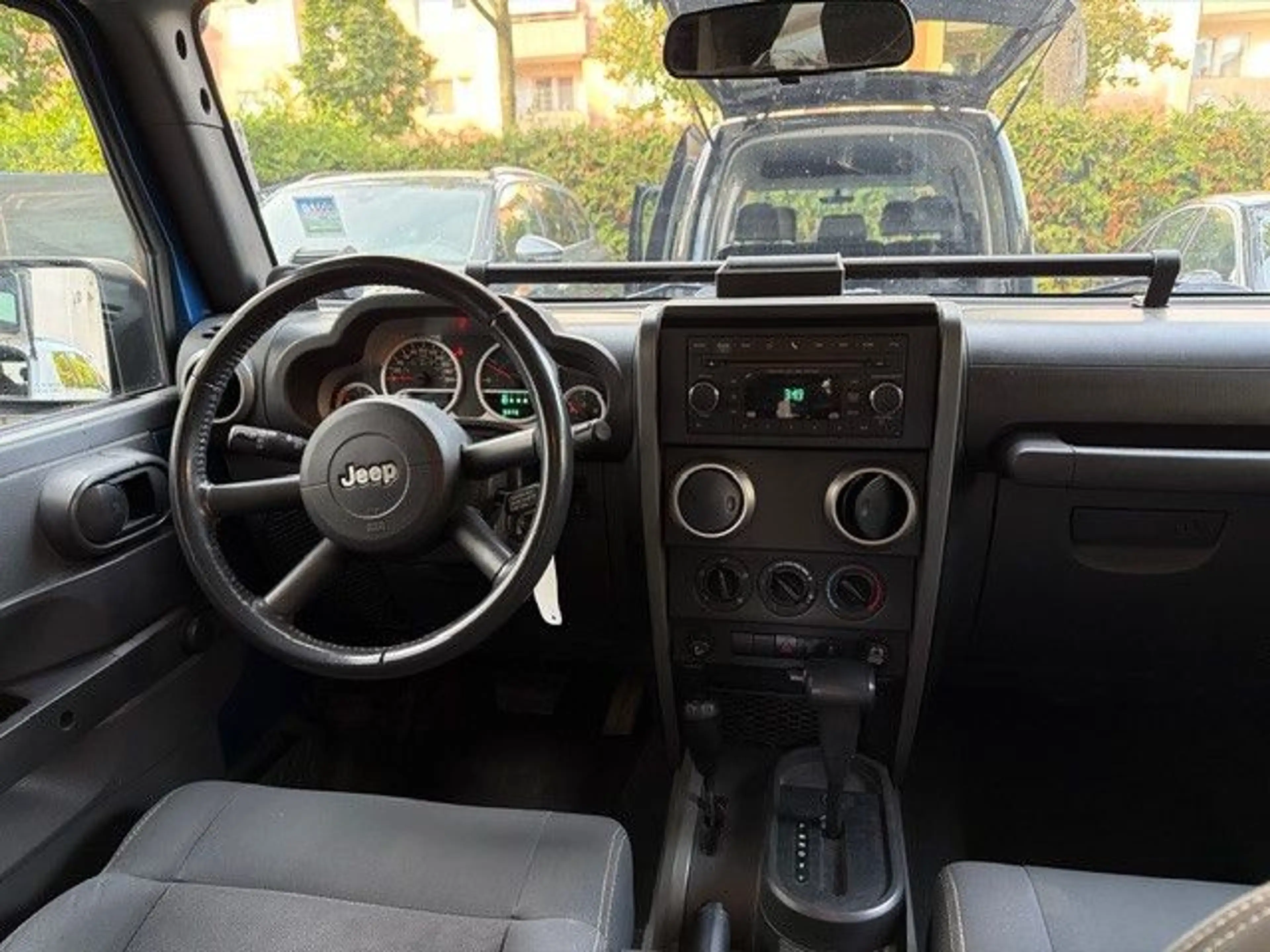 Jeep Wrangler WRANGLER SPORT AUTOMATIK 2.8 CRD OFFROAD UMBAU — photo 3