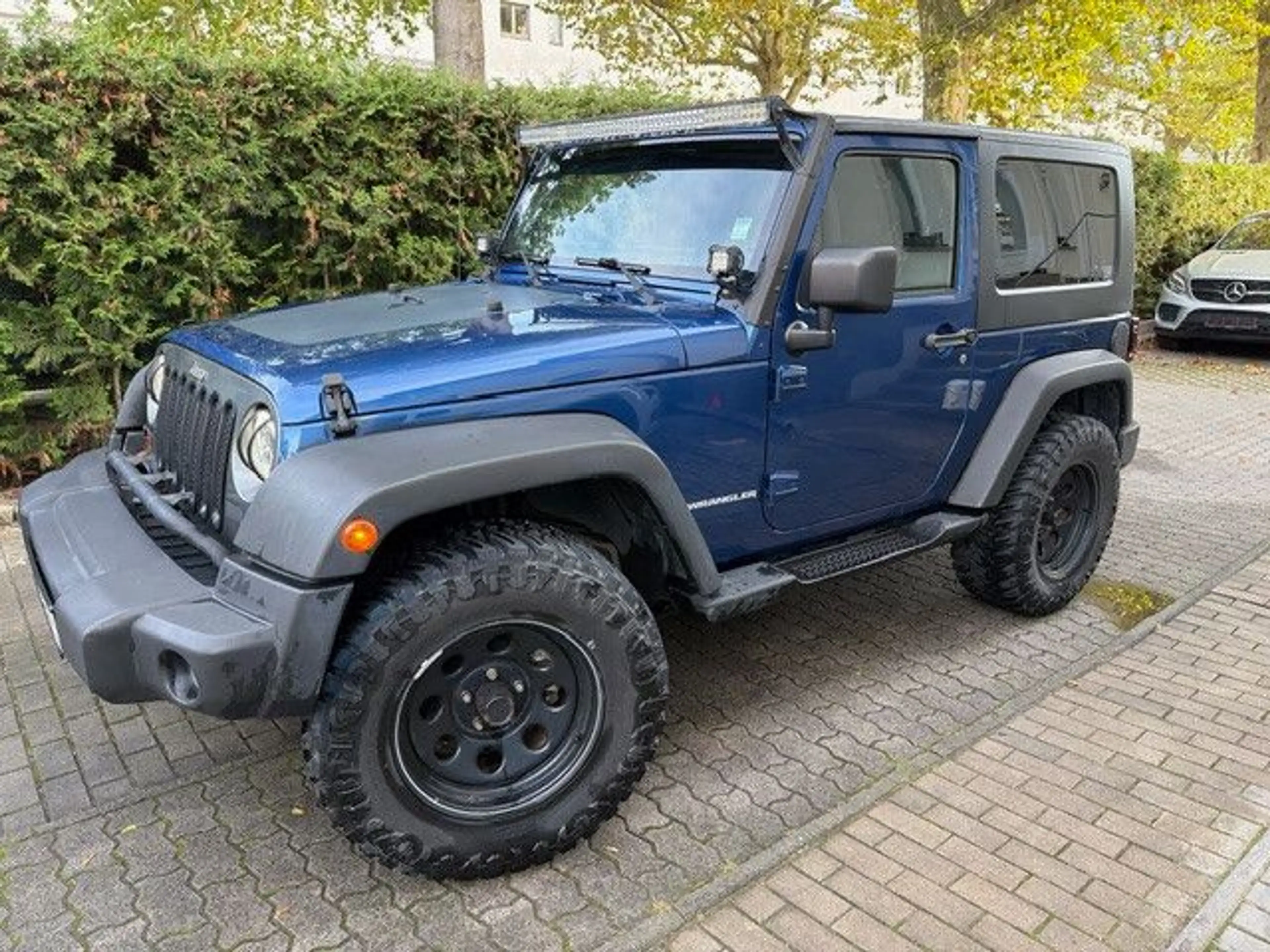 Jeep Wrangler WRANGLER SPORT AUTOMATIK 2.8 CRD OFFROAD UMBAU