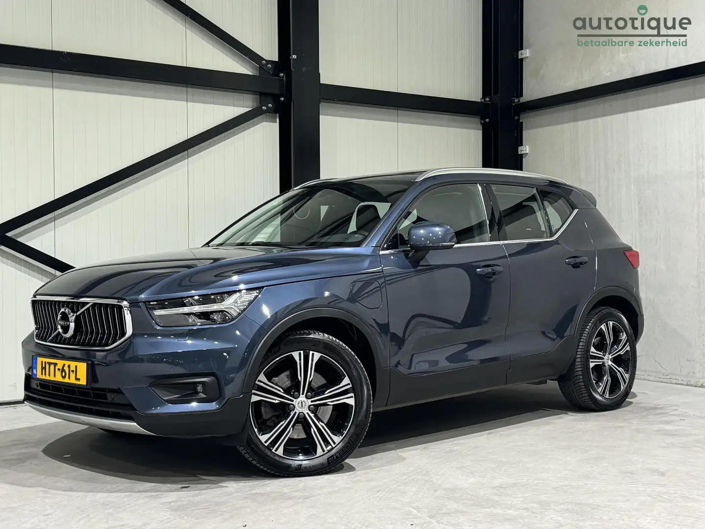 Volvo XC40 1.5 T5 Recharge Inscription Aut. | leder | panoram Blue - 1