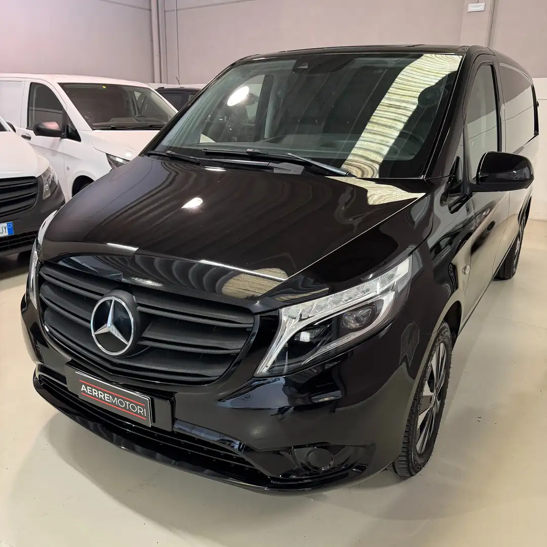 Mercedes-Benz Vito 116 Furgone Longo PRO - Automatico Full LED Nero - 1